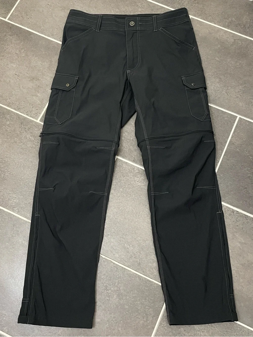 Kuhl Renegade Convertible Cargo Stealth Pant size 34X32